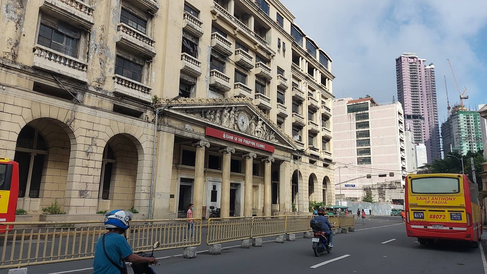 Don Roman Santos Building