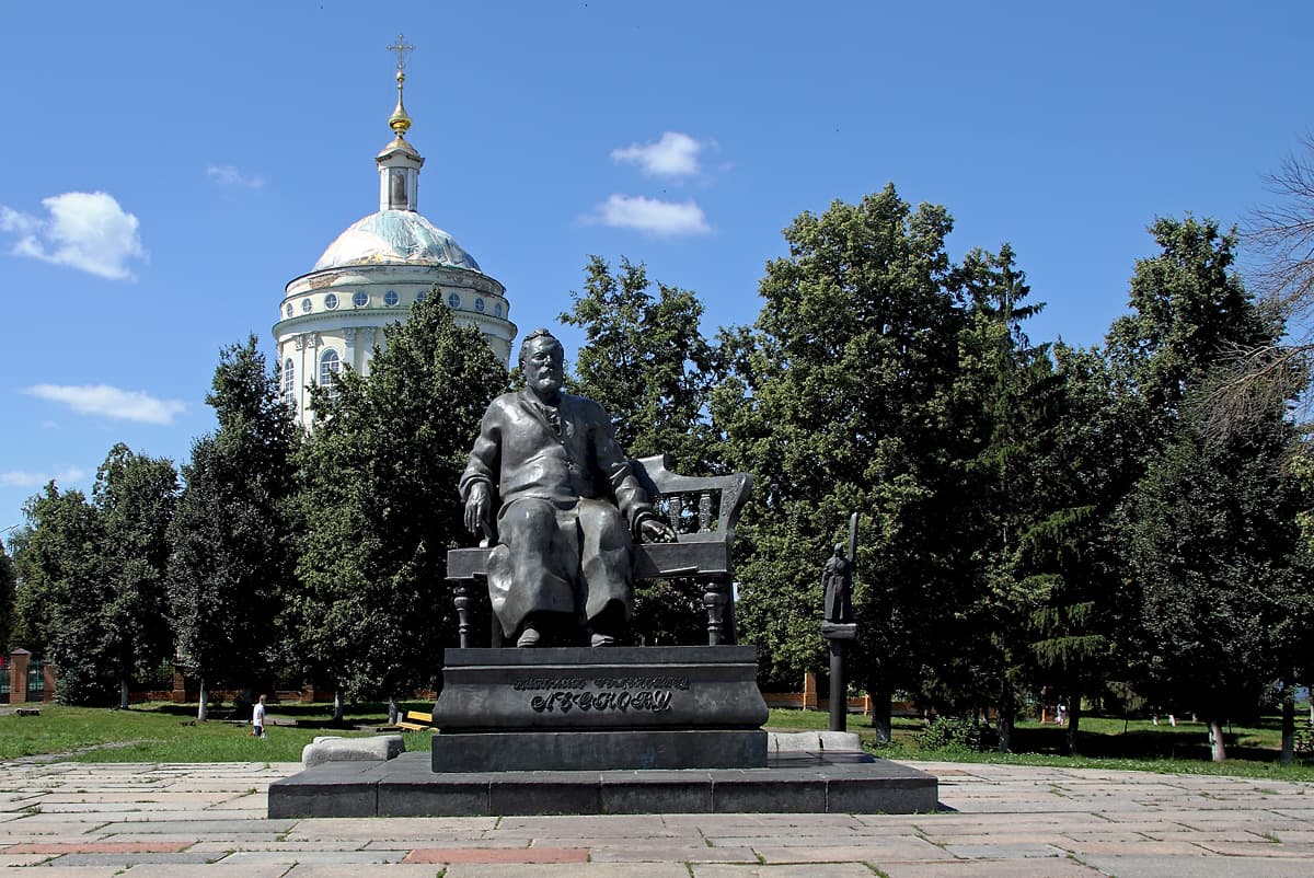 Monument to Nikolai Leskov - Image 1