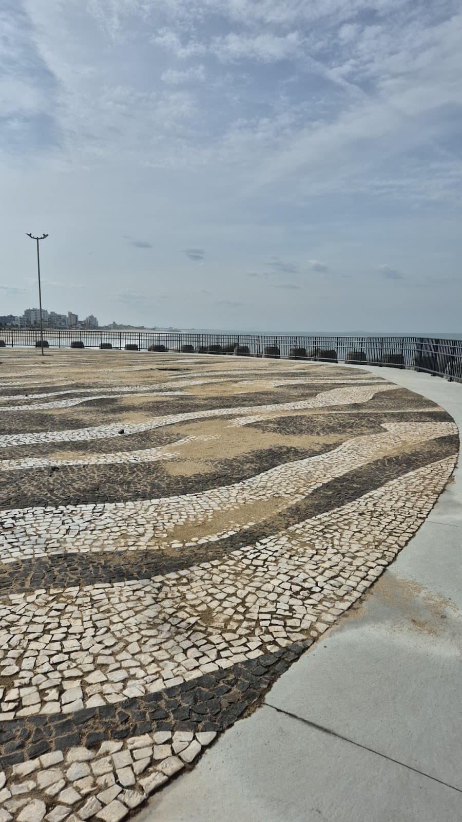 Molhes da Barra de Guaratuba (Caiobá side) - Image 1