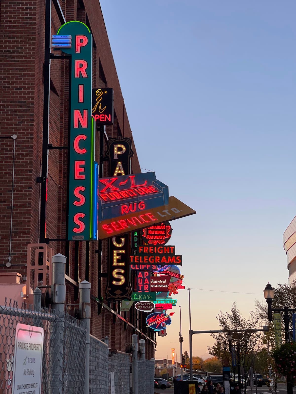 Neon Sign Museum - Image 1