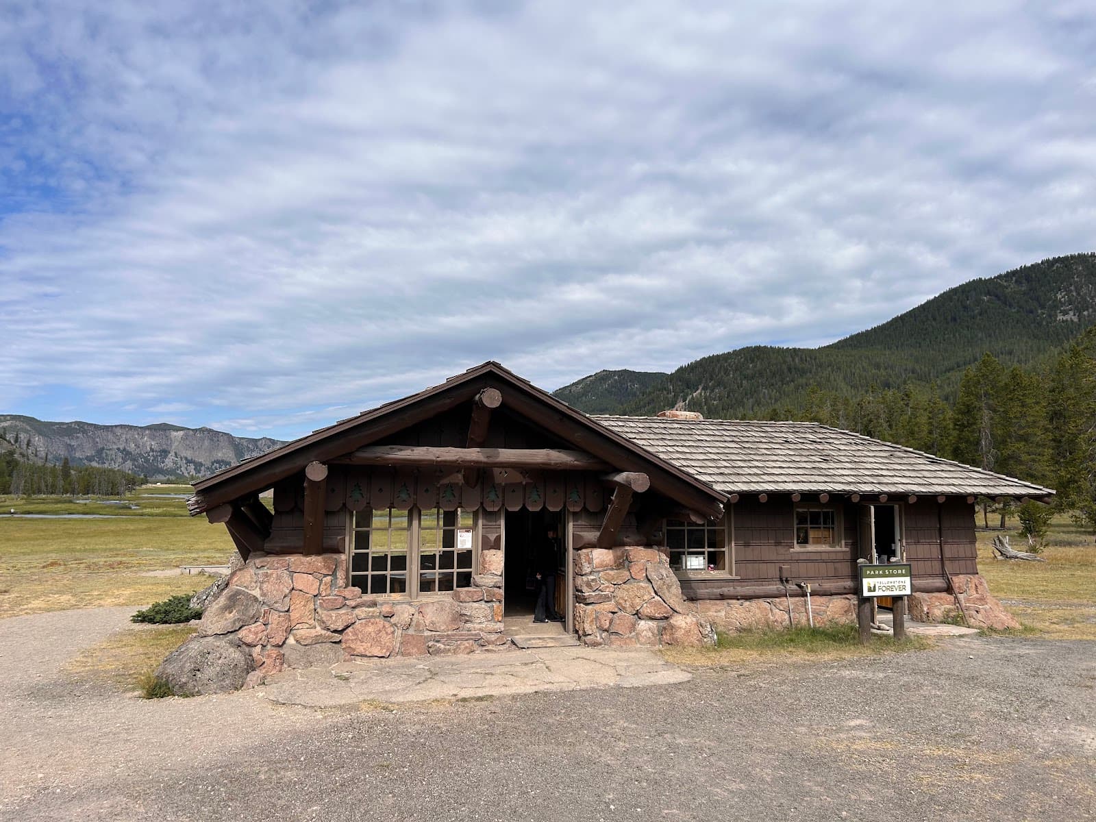 Madison Information Station - Image 1