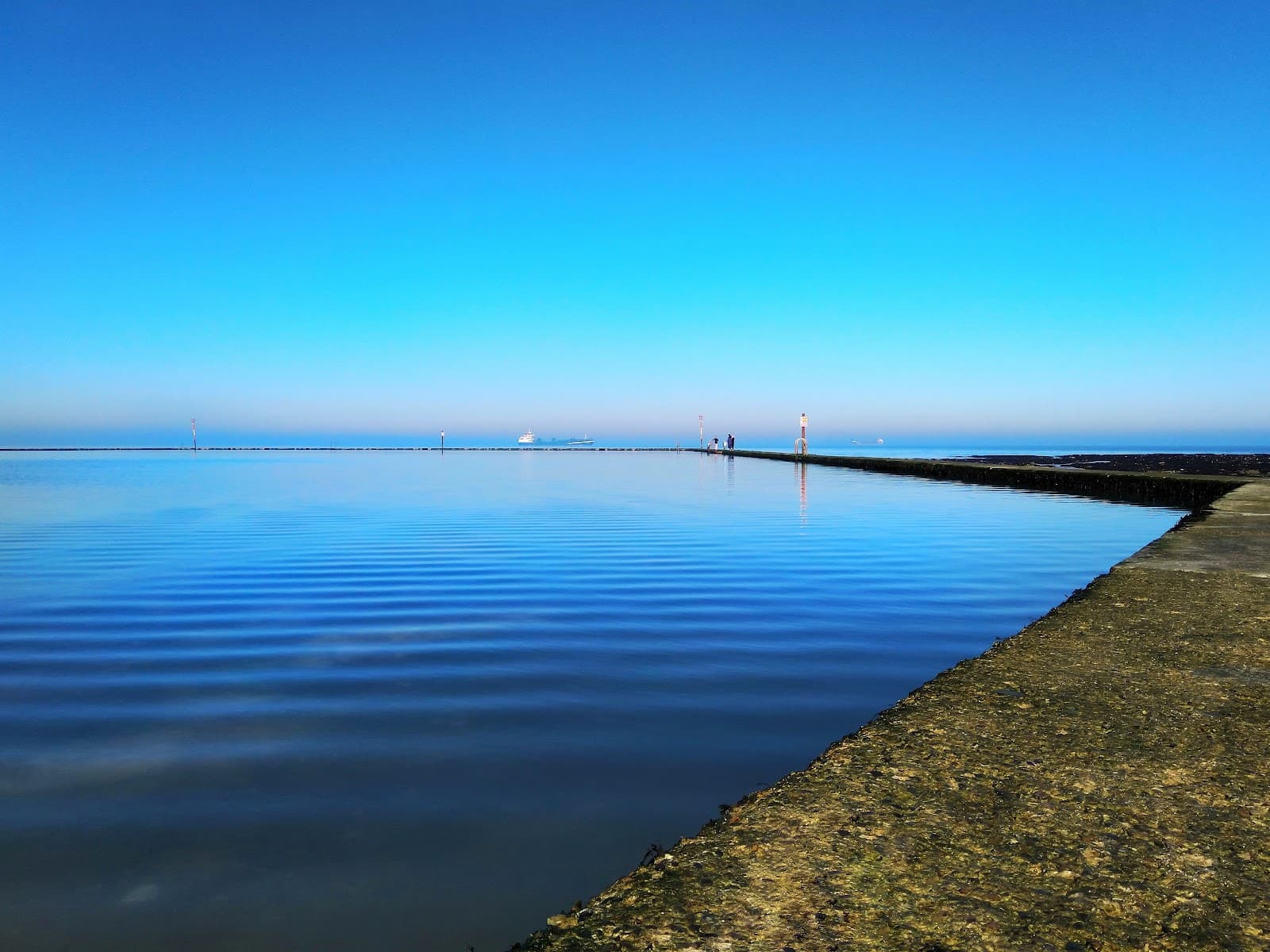 Walpole Bay Tidal Pool - Image 1