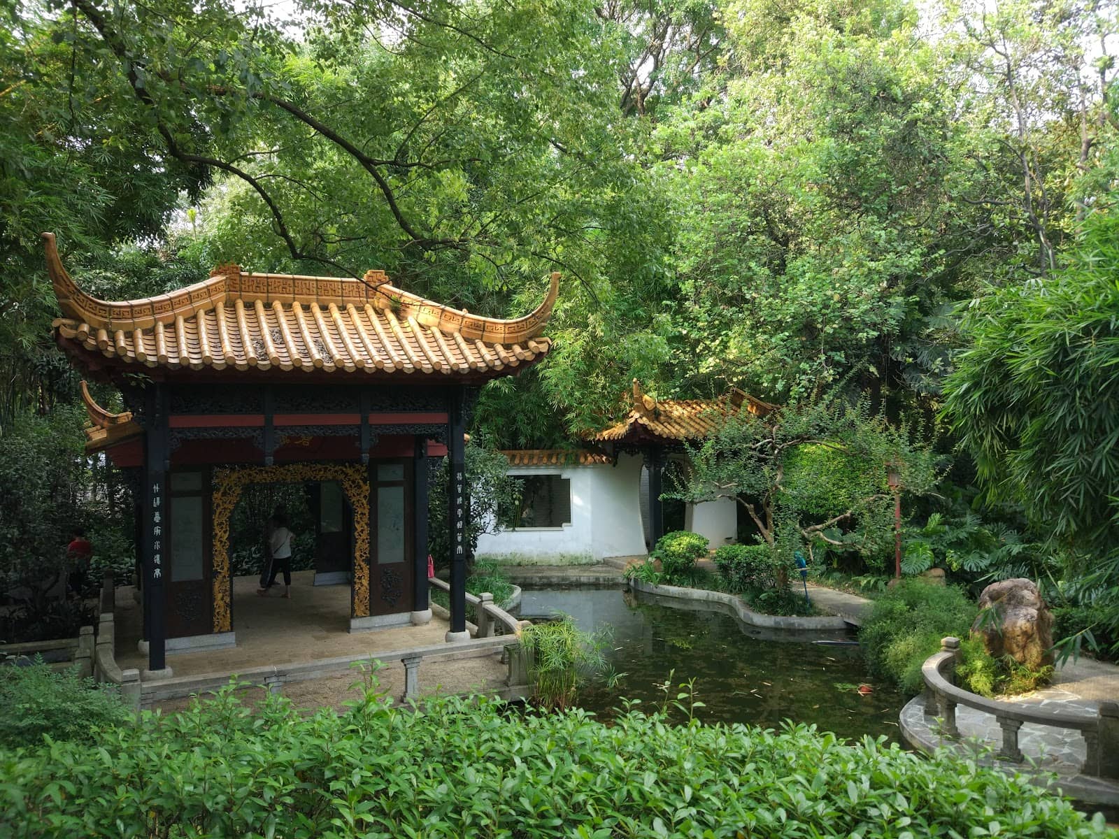 Lingnan Garden Charm