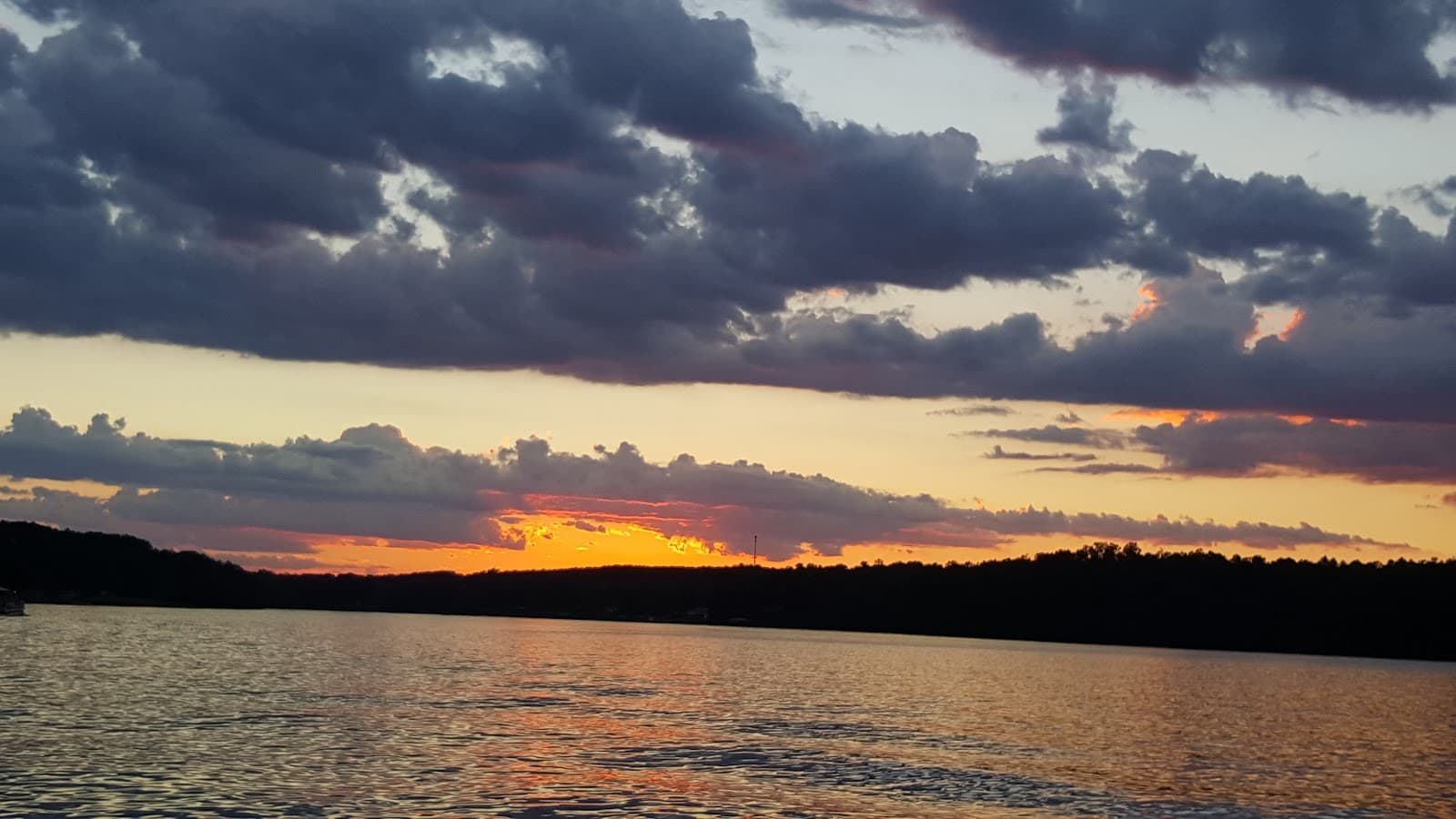 Lake Hickory - Image 1