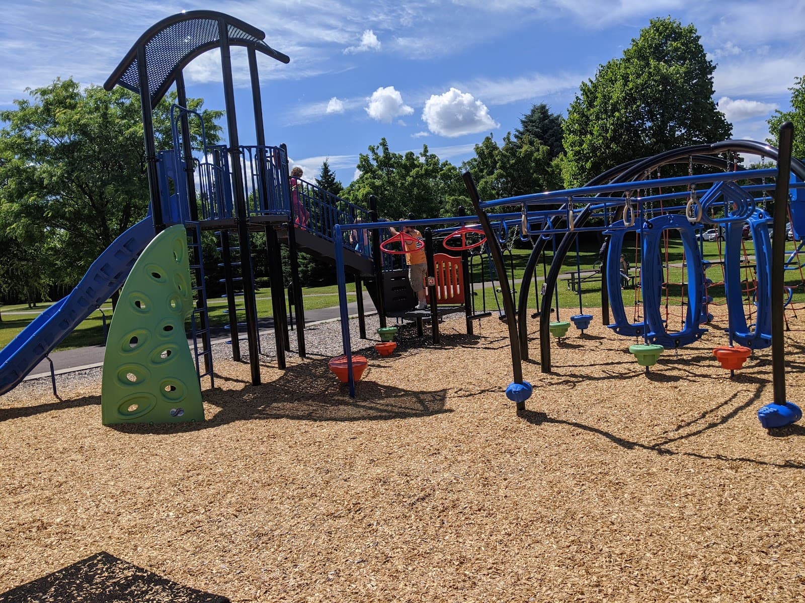 Rice Marsh Lake Park & Trail - Image 1