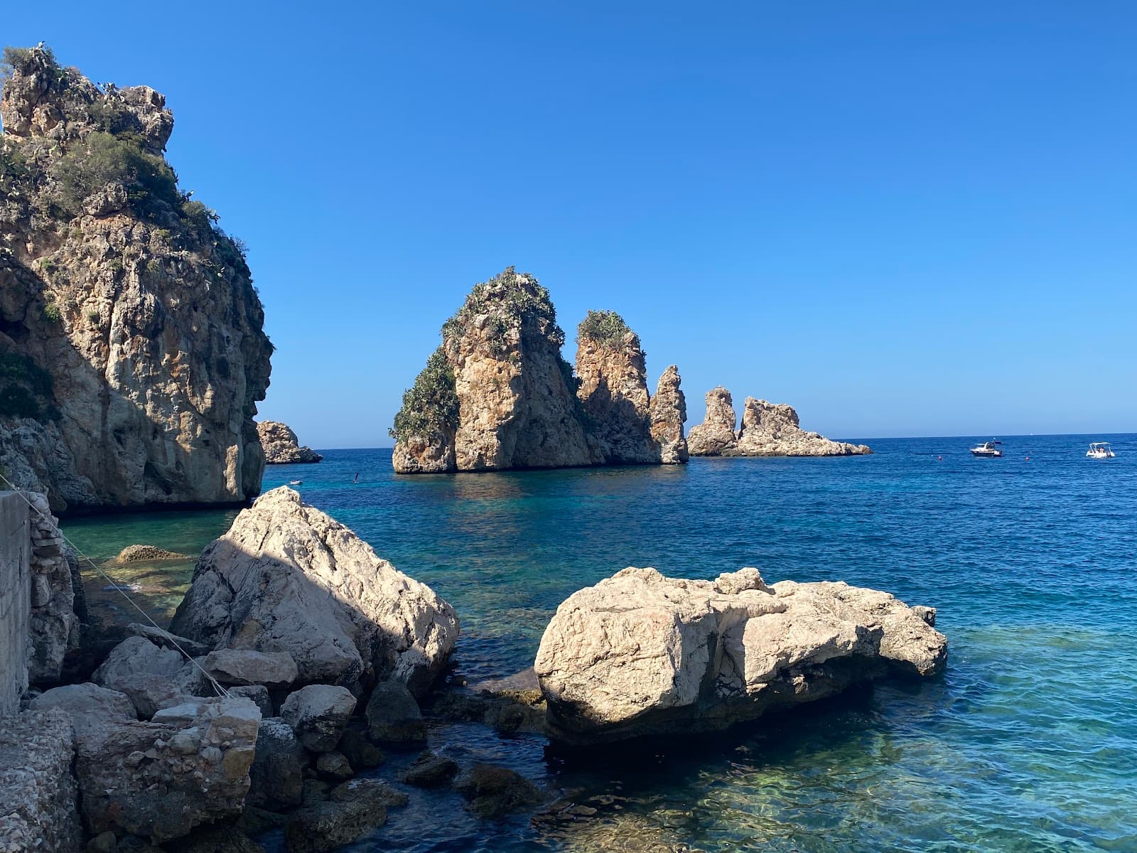 Faraglioni di Scopello - Image 1