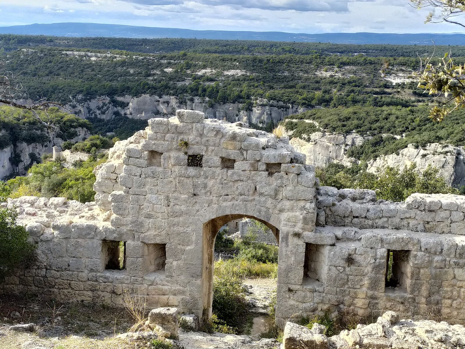 Fort de Buoux - Image 1