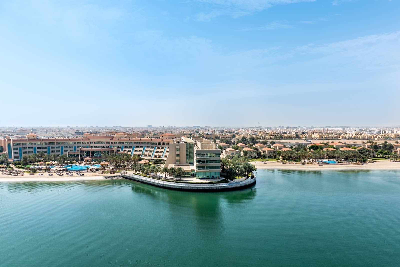 Spacious Suites & Villas