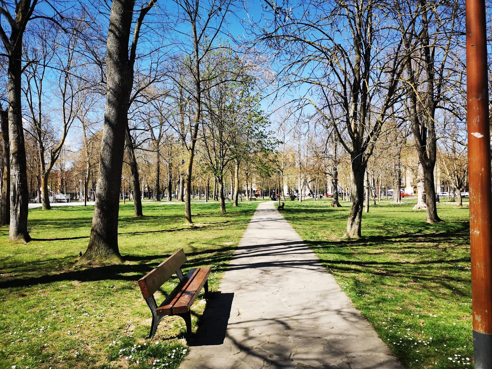 Prado Park - Image 1