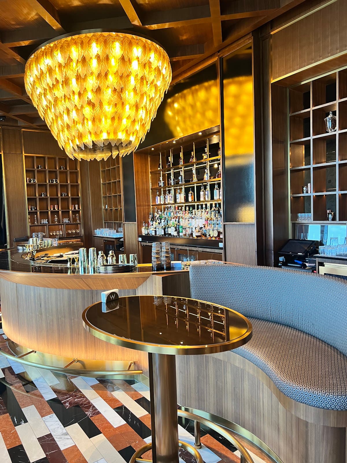 Unknown Bar in City Center - Image 1