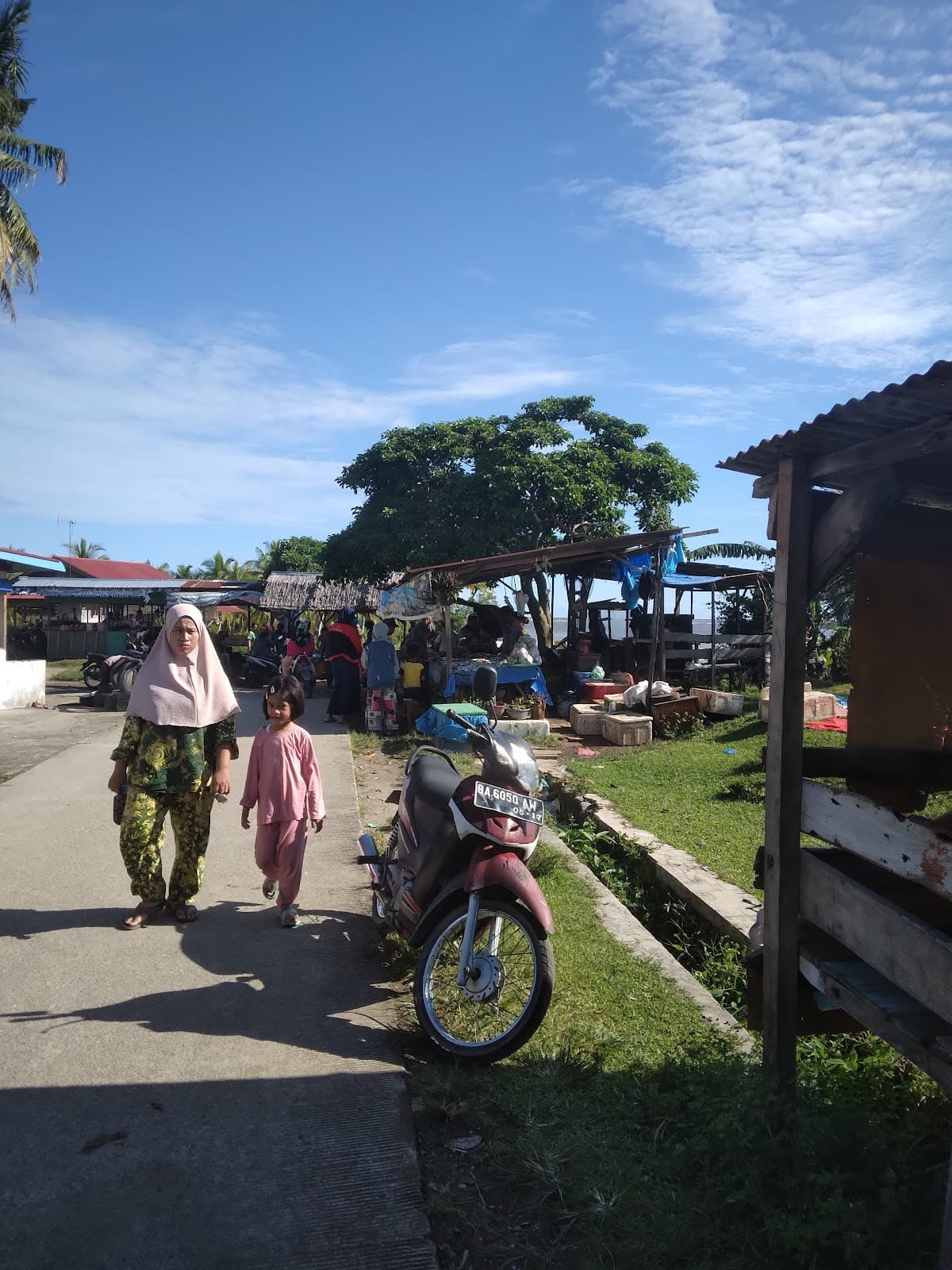 Muara Fish Market - Image 1