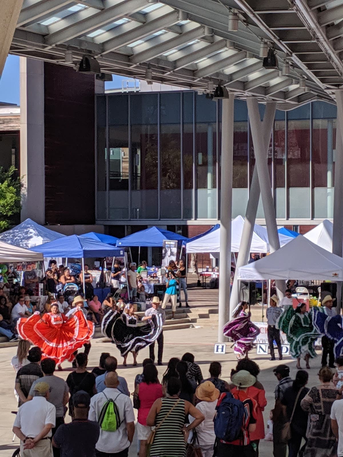 Veterans Plaza - Image 1