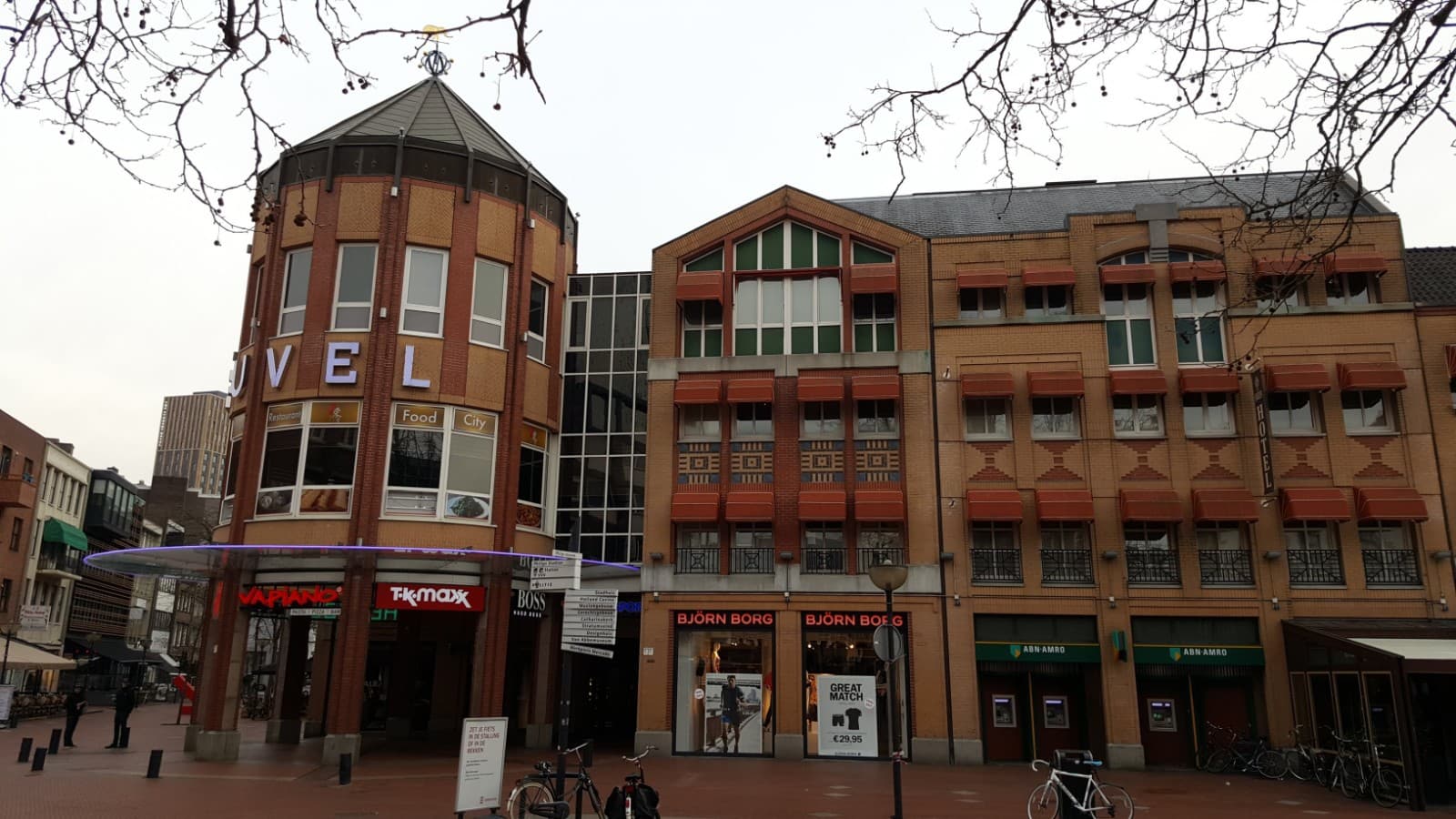 Market Square Eindhoven - Image 1