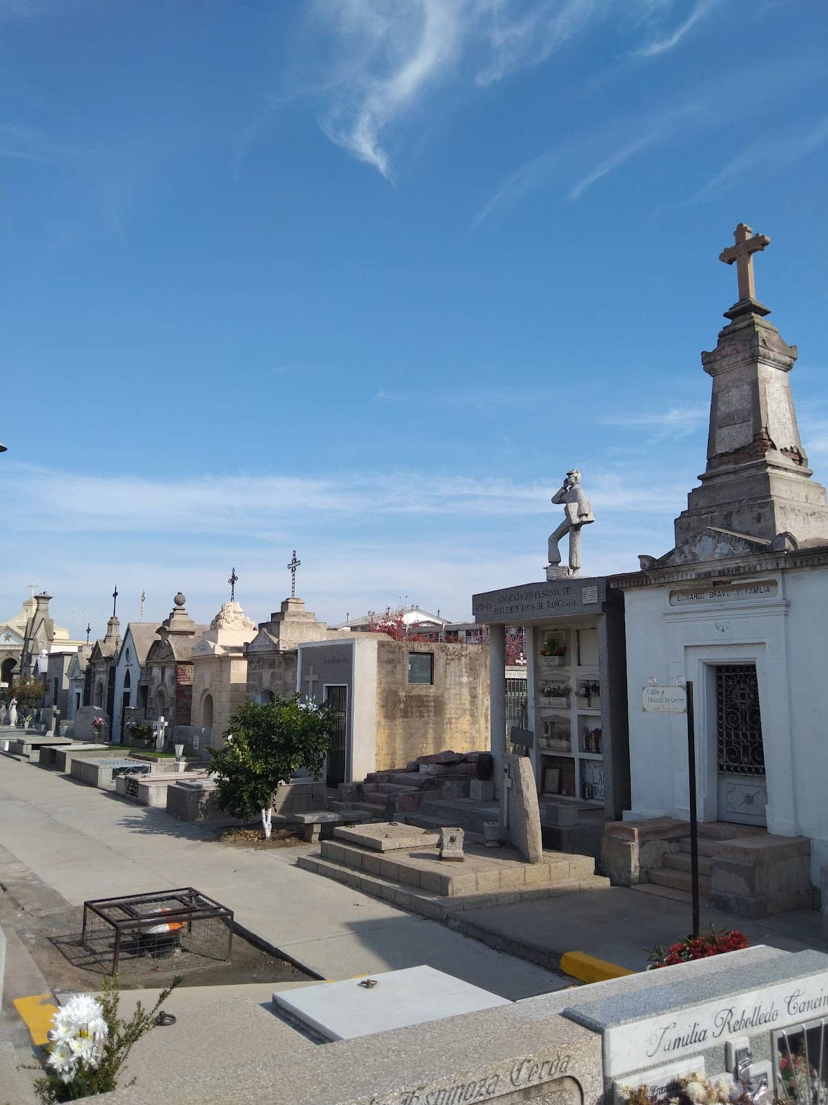 Ignacio Escobillana's Mausoleum