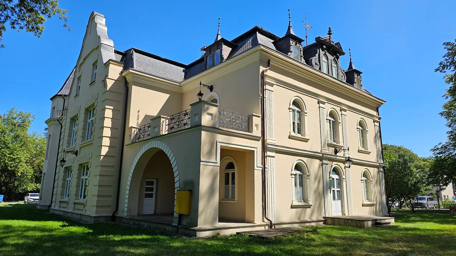 Historical Textile Factory Roots