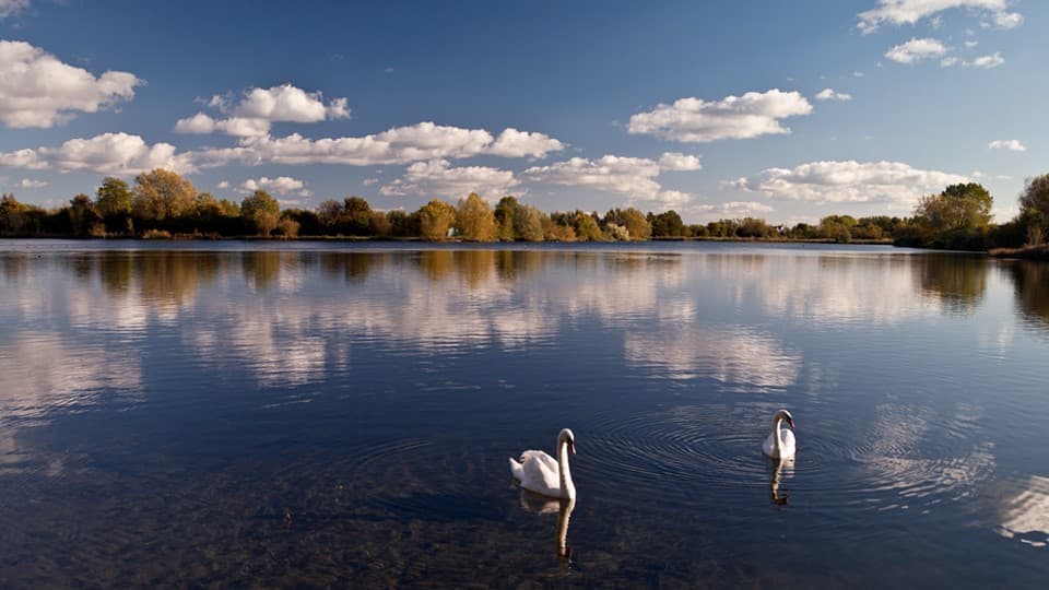 Cotswold Water Park - Image 1