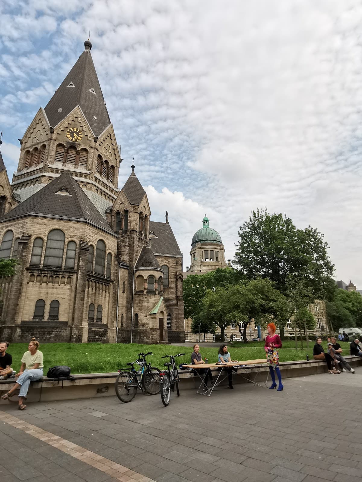 Karolinenviertel - Image 1