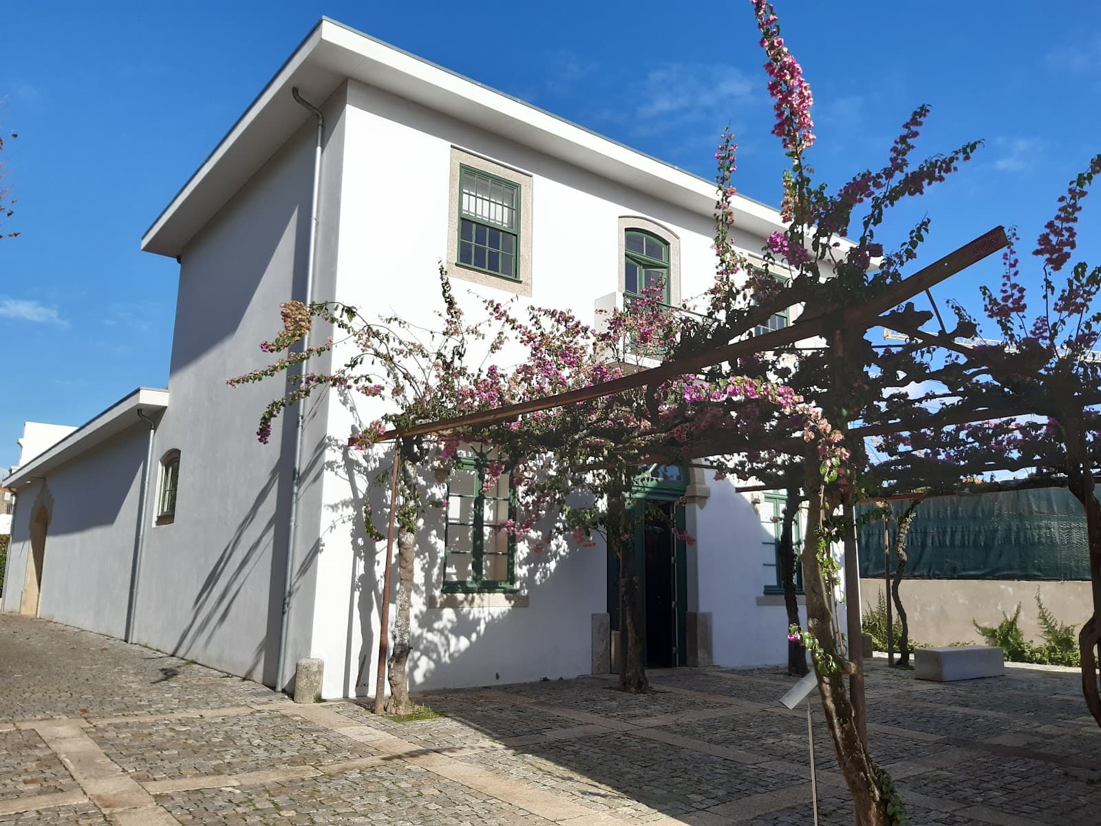 Casa do Cinema Manoel de Oliveira Porto - Image 1