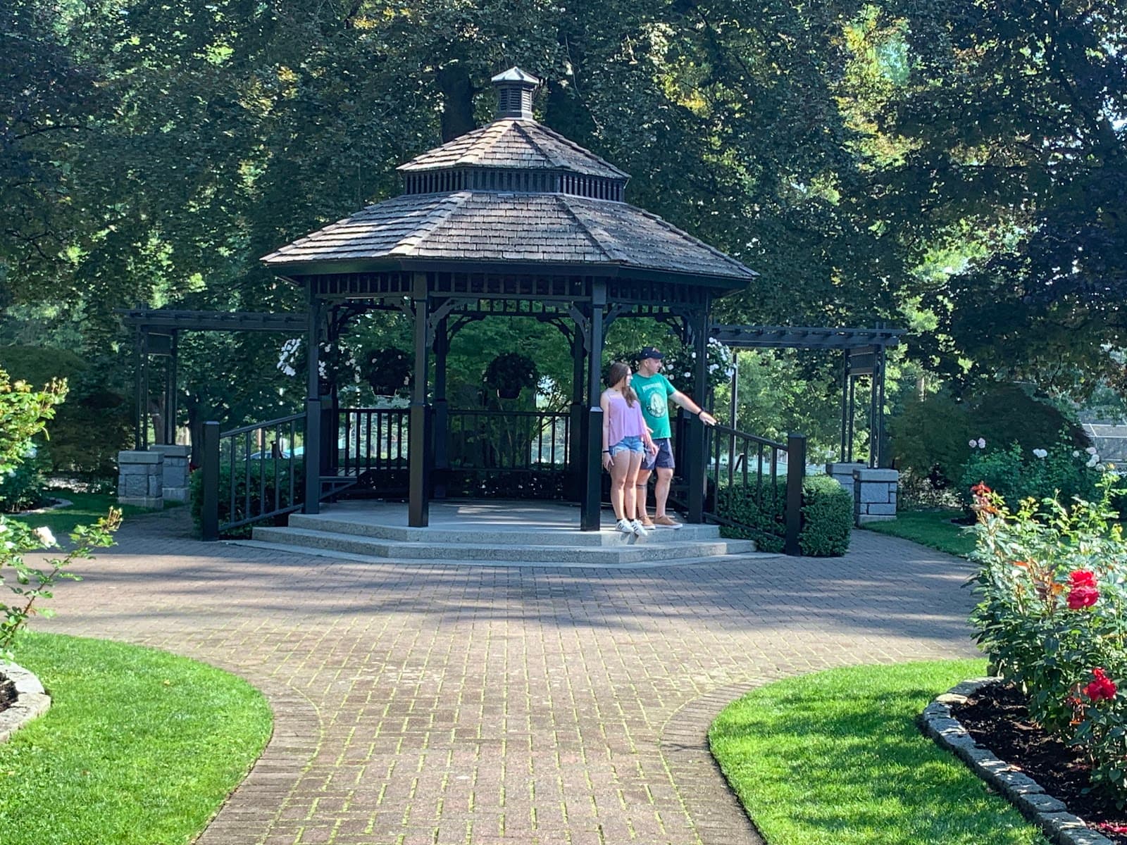 Queens Park New Westminster - Image 1