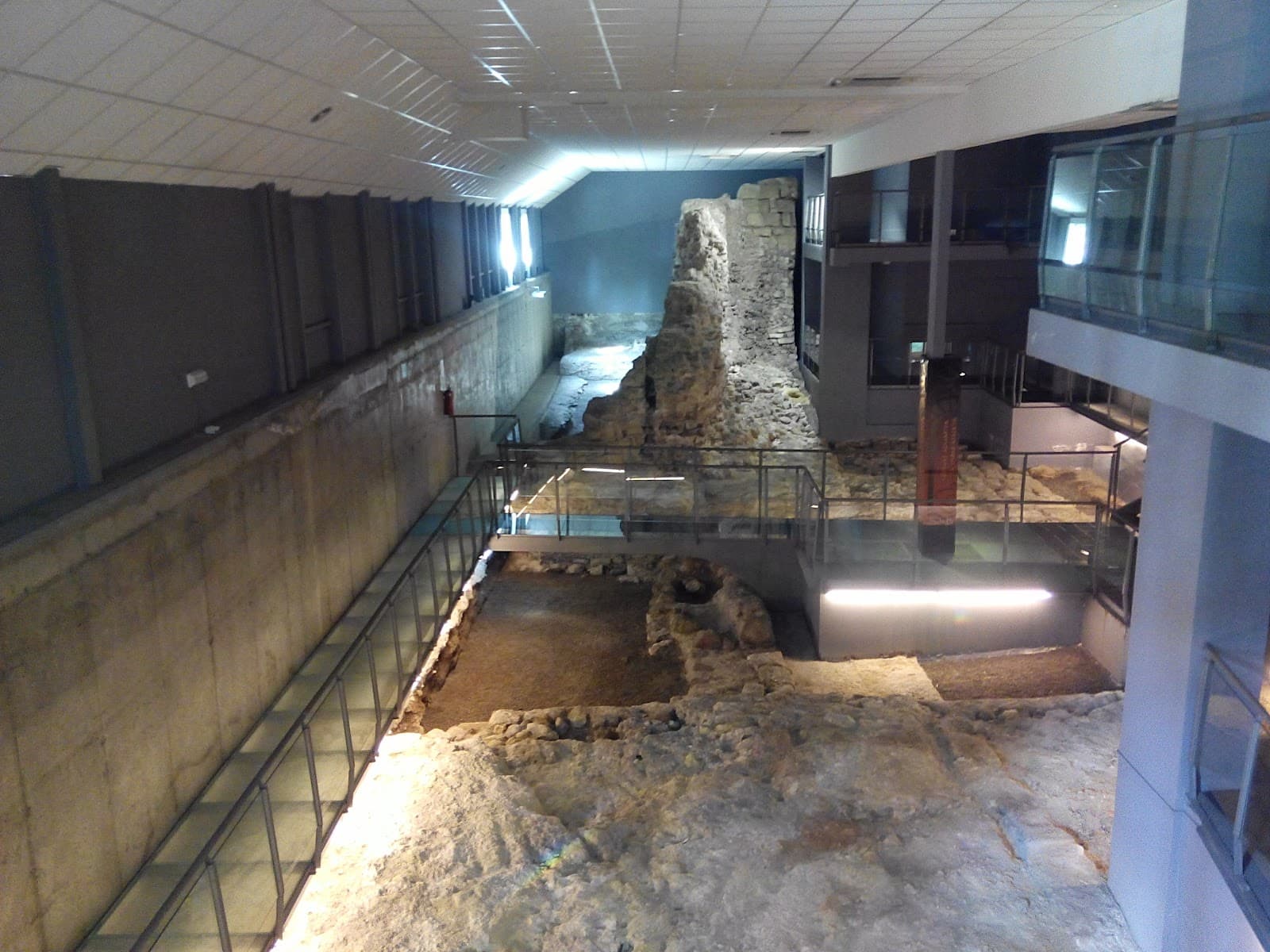 Puerta de Almería Interpretation Centre - Image 1