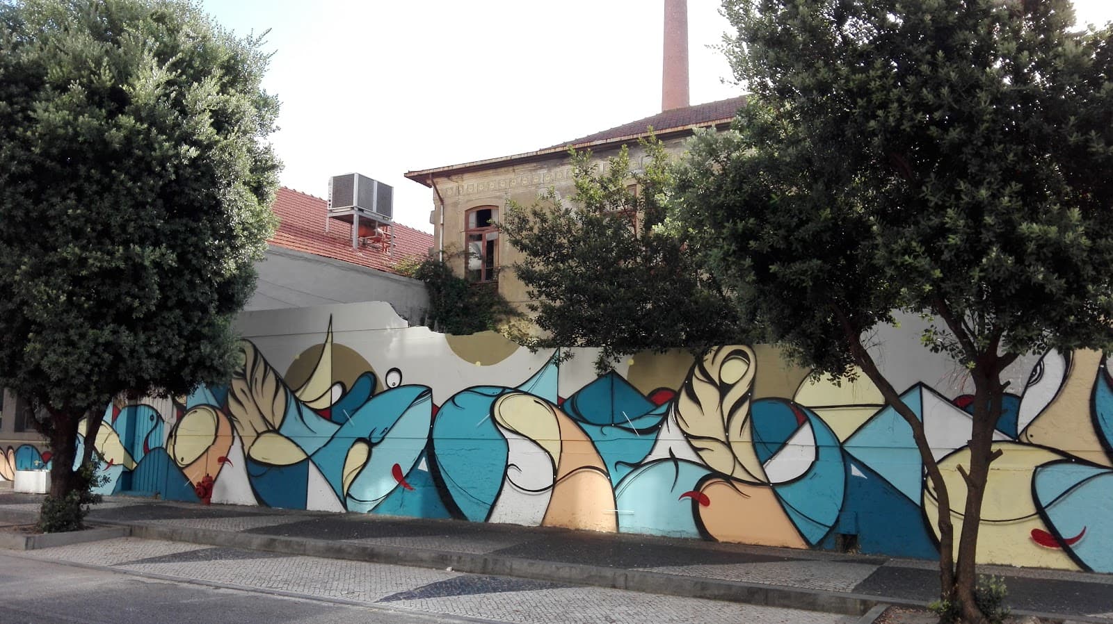 Rua Brito Capelo - Image 1