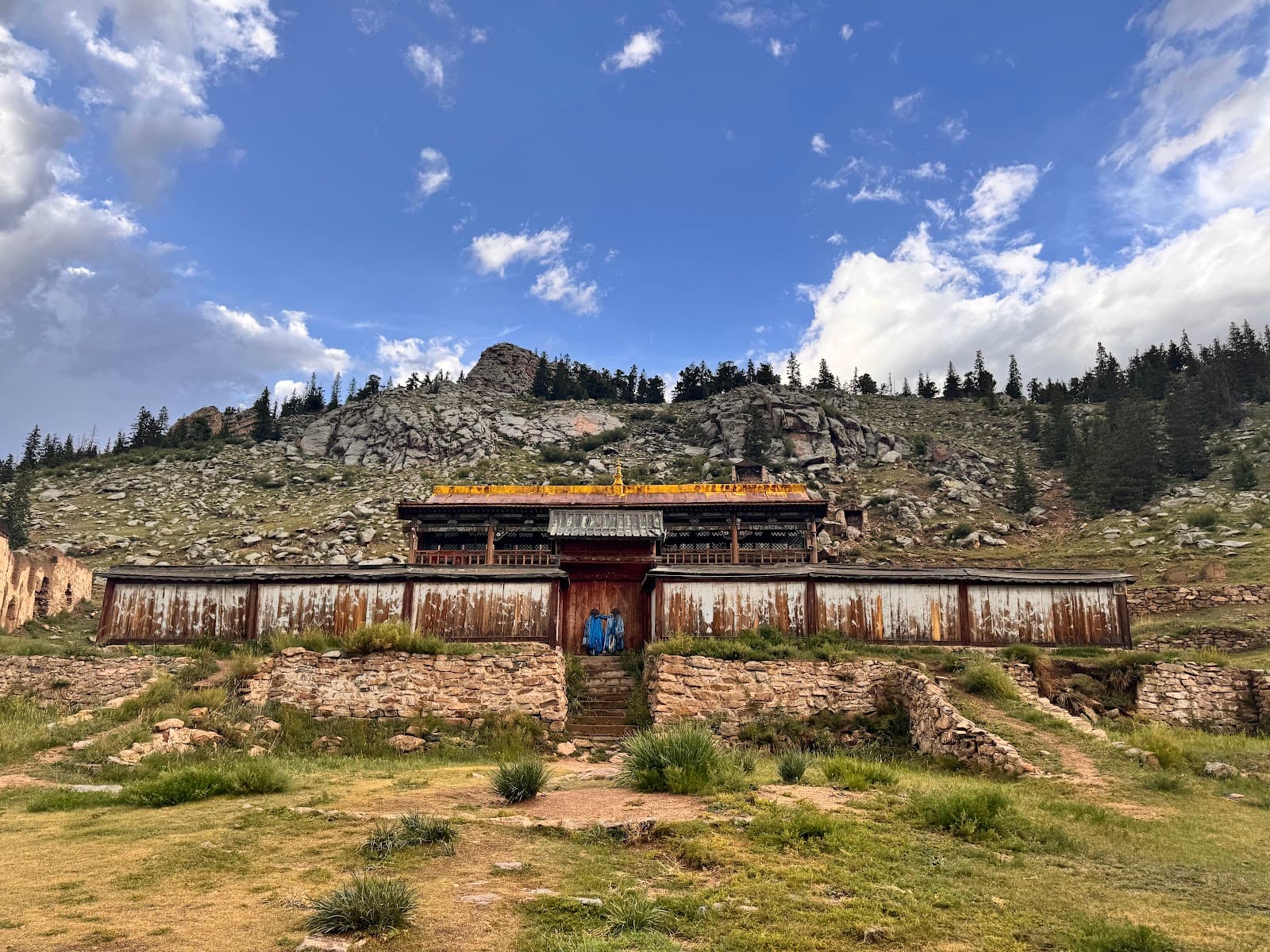 Manzushir Monastery Ruins - Image 1