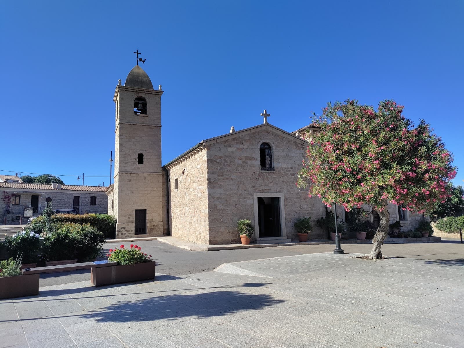 San Pantaleo Village - Image 1