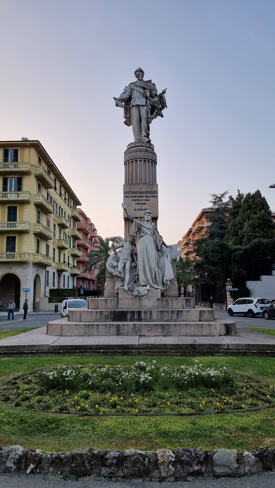 Local Cafes and Aperitivo