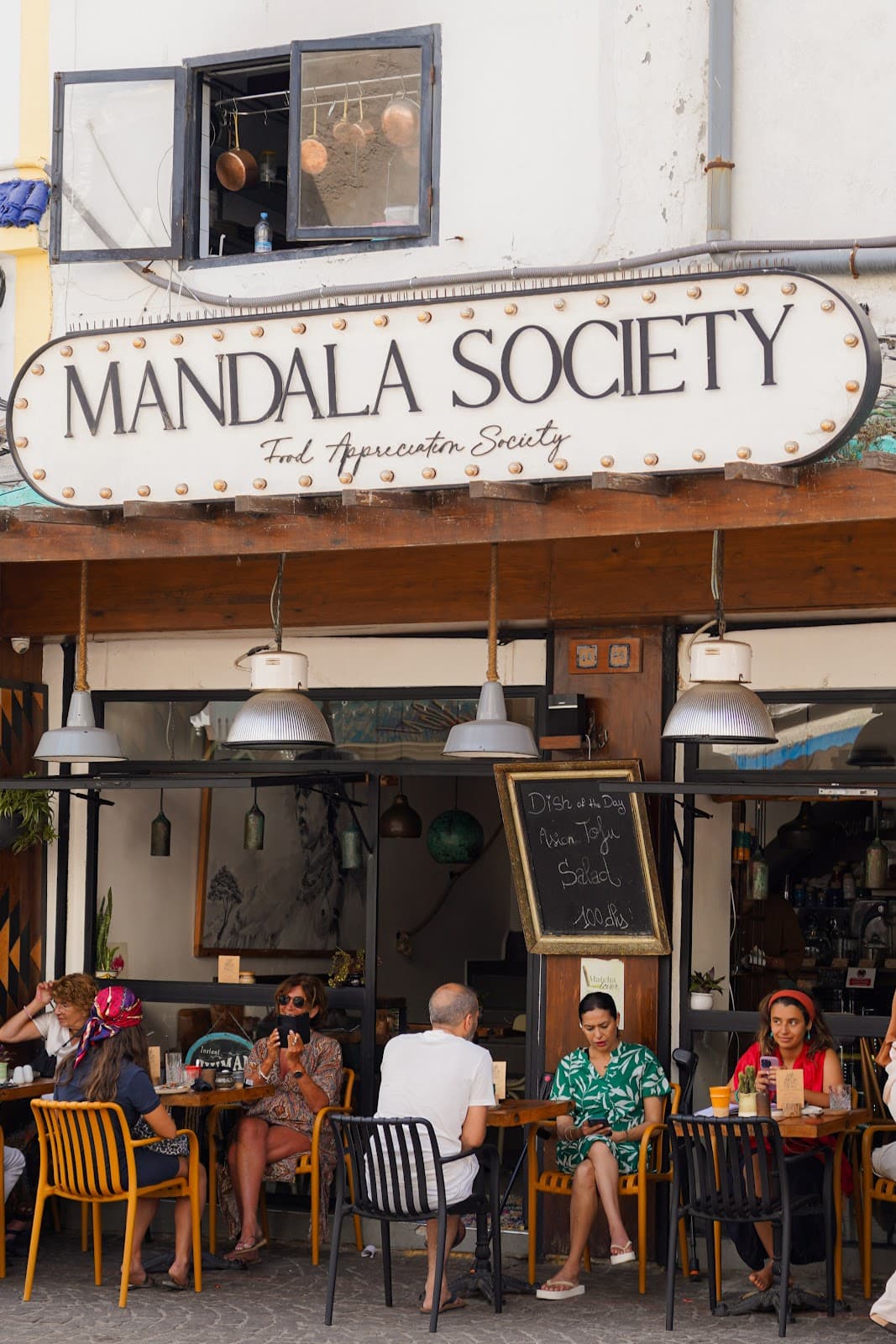 Rue Laalouj Colonnade - Image 1