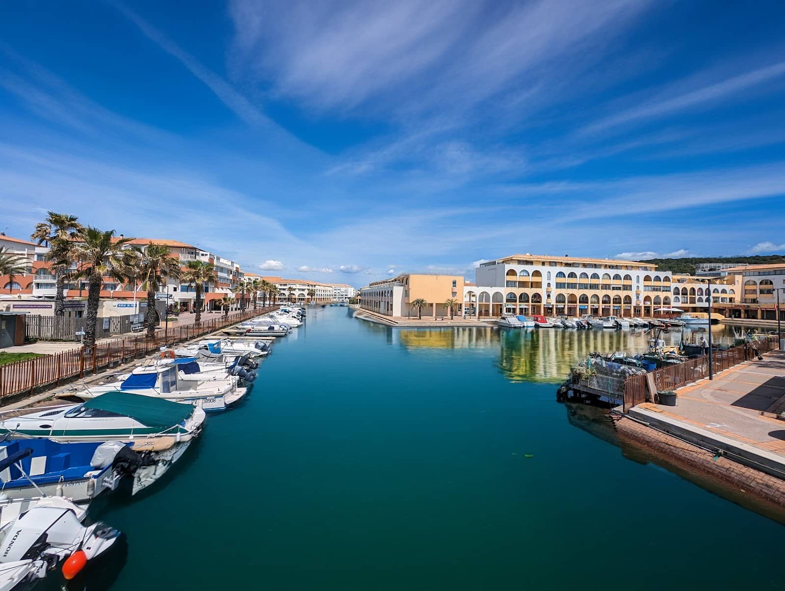 Harbor View Apartments