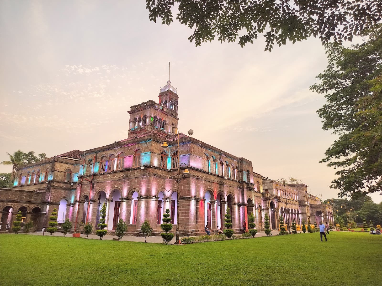Savitribai Phule Pune University Main Building - Image 1