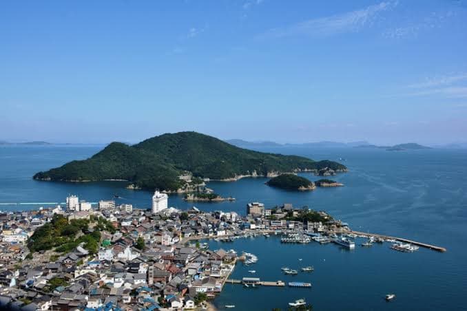 Tomonoura Old Town - Image 1