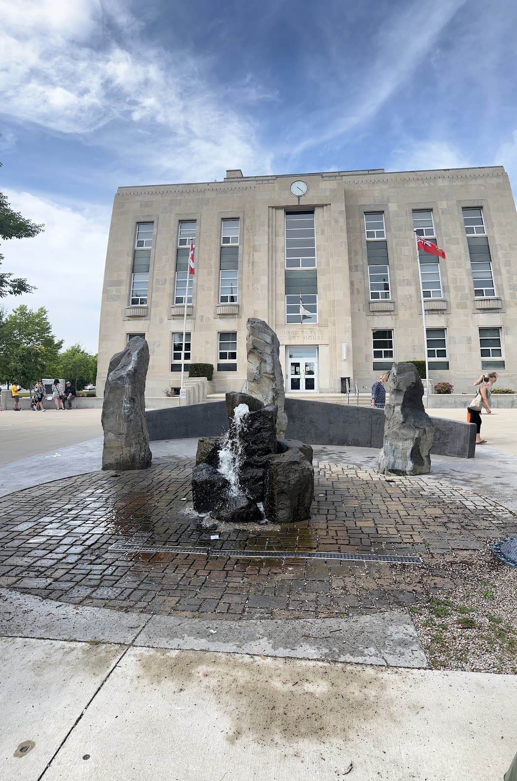 Courthouse Square (The Square) - Image 1