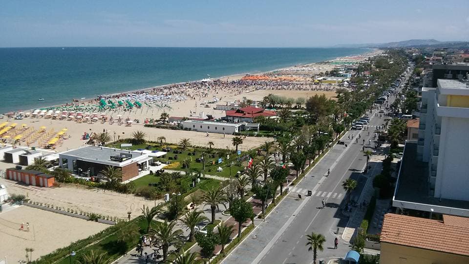 Alba Adriatica Beach - Image 1