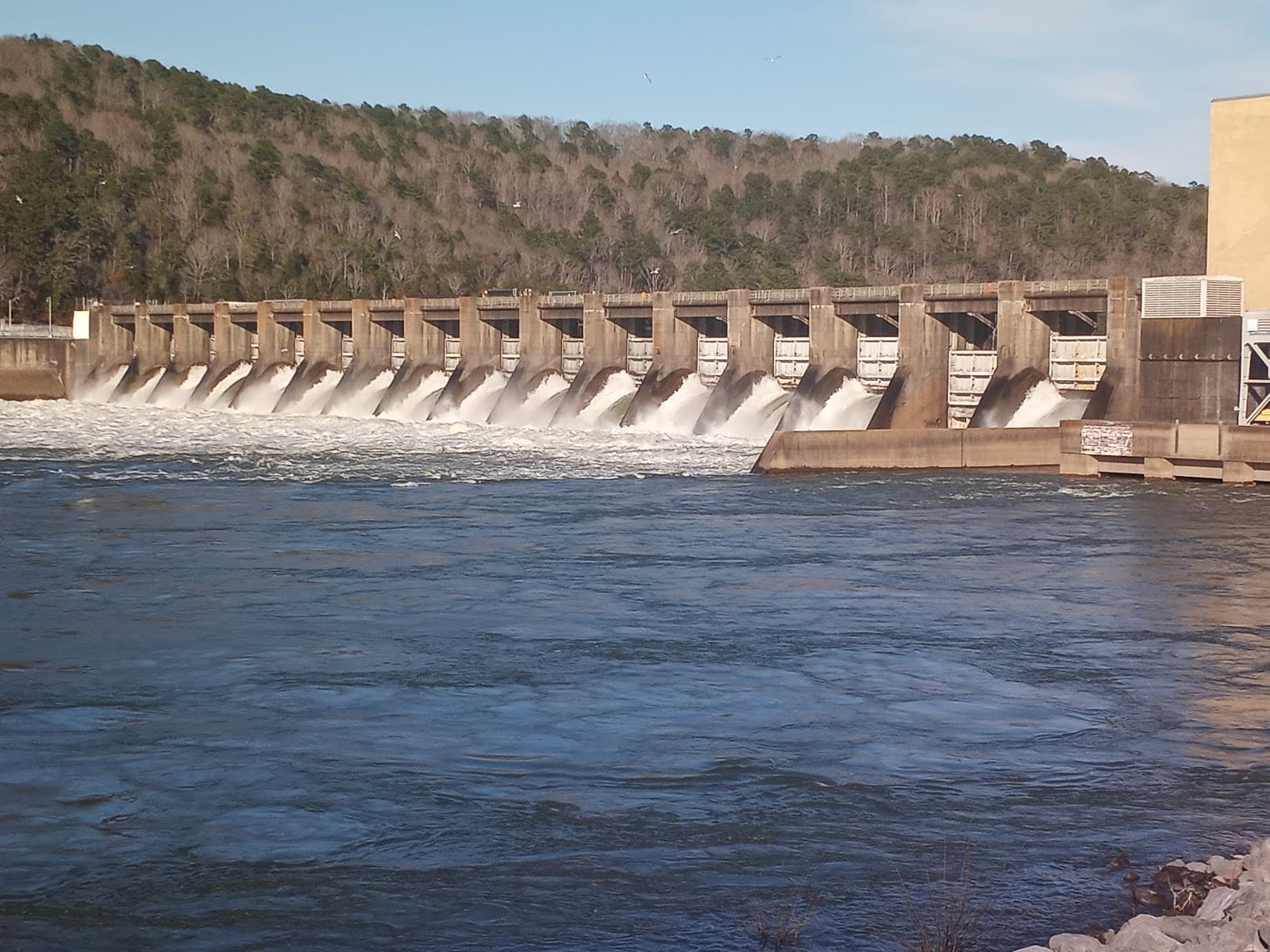 Guntersville Dam - Image 1