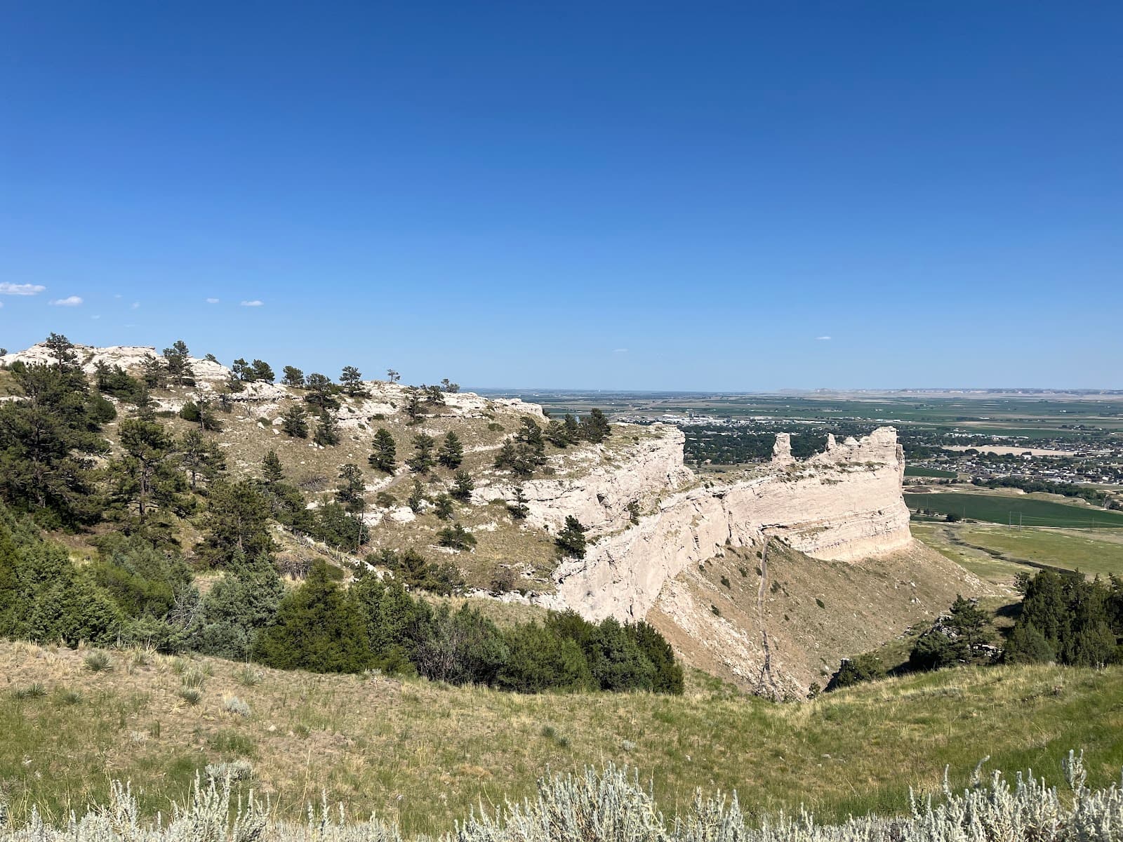 Scotts Bluff Summit Overlooks - Image 1