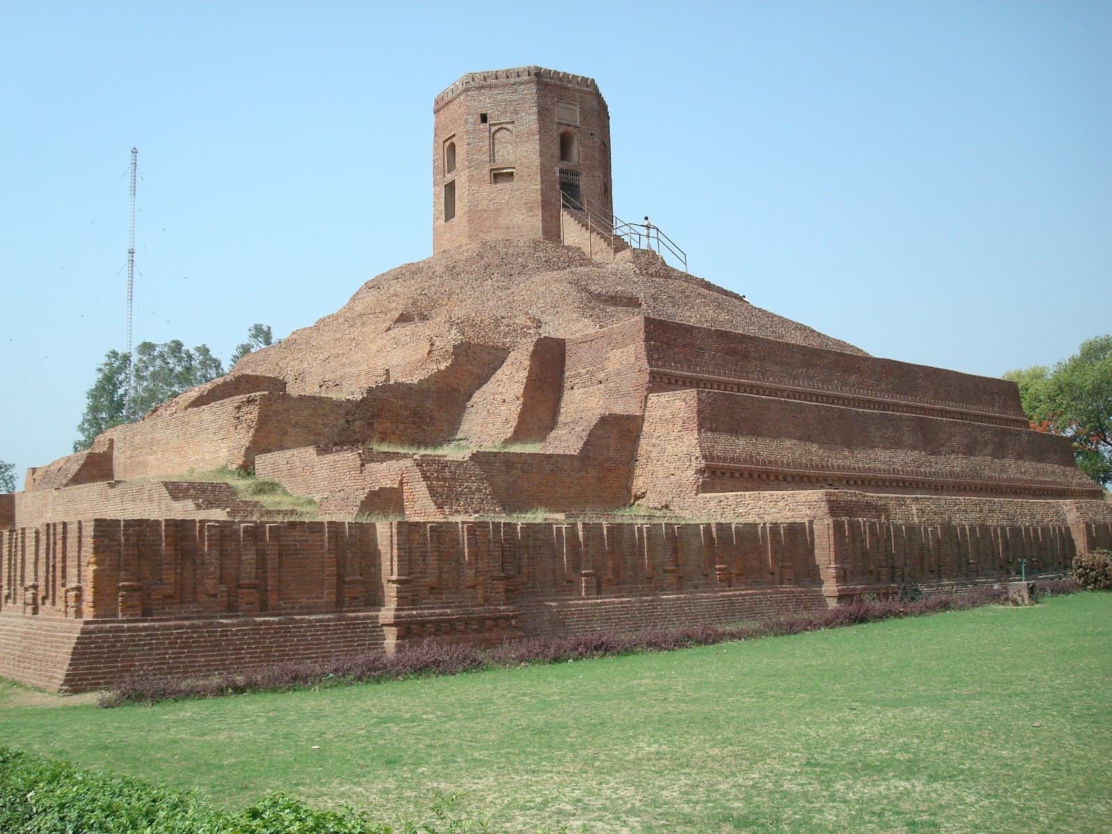 Chaukhandi Stupa Sarnath - Image 1