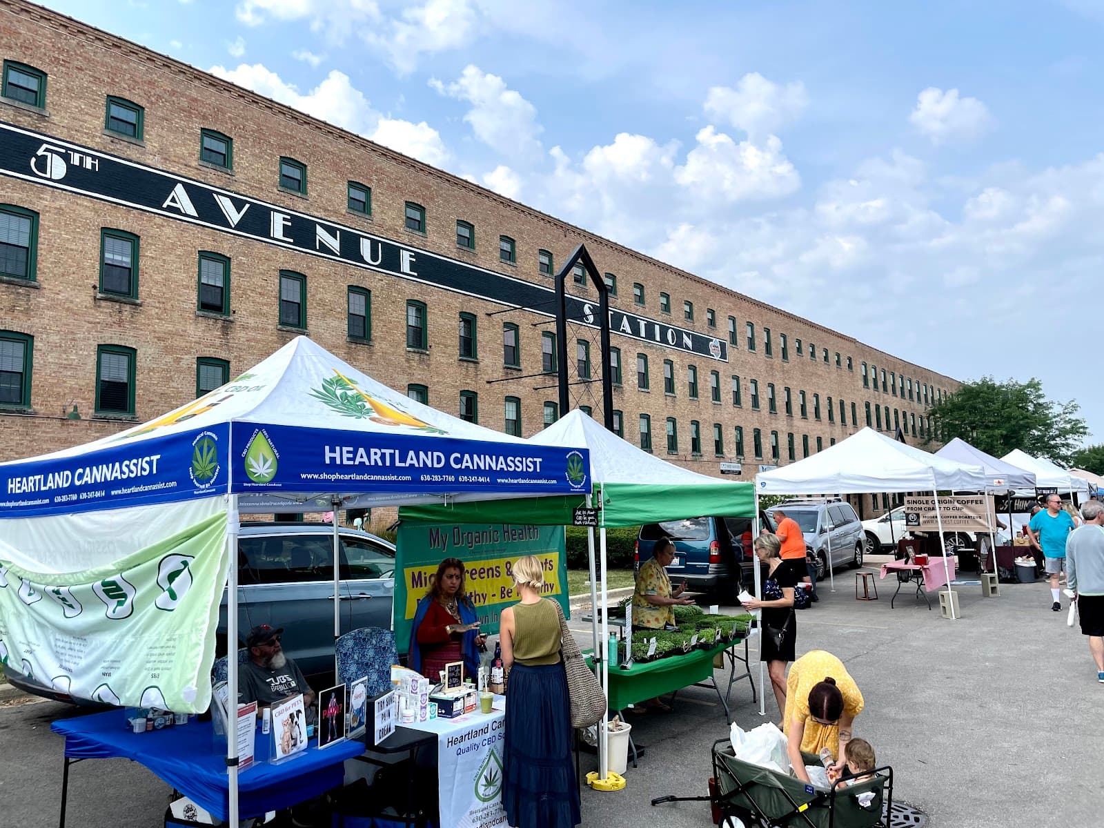 Naperville Farmers Market (5th Avenue) - Image 1