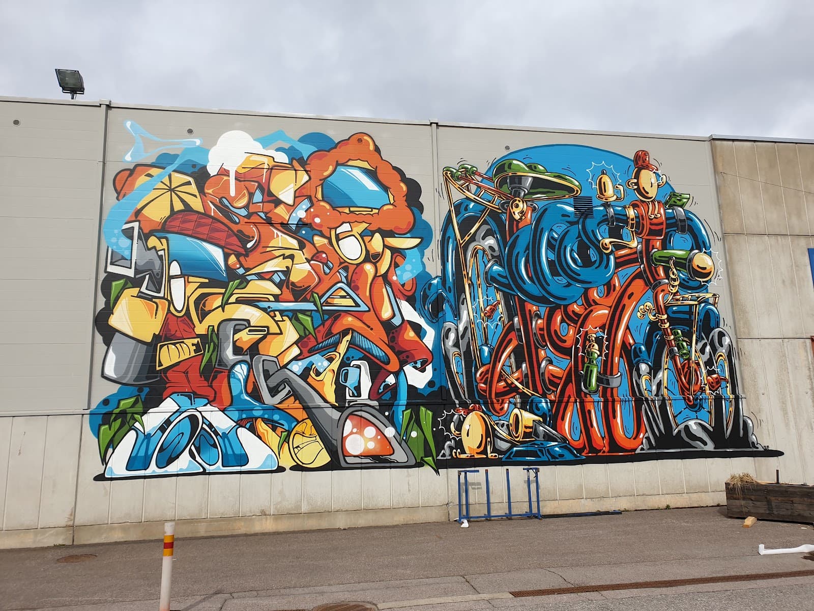 Kera Halls Street Art - Image 1