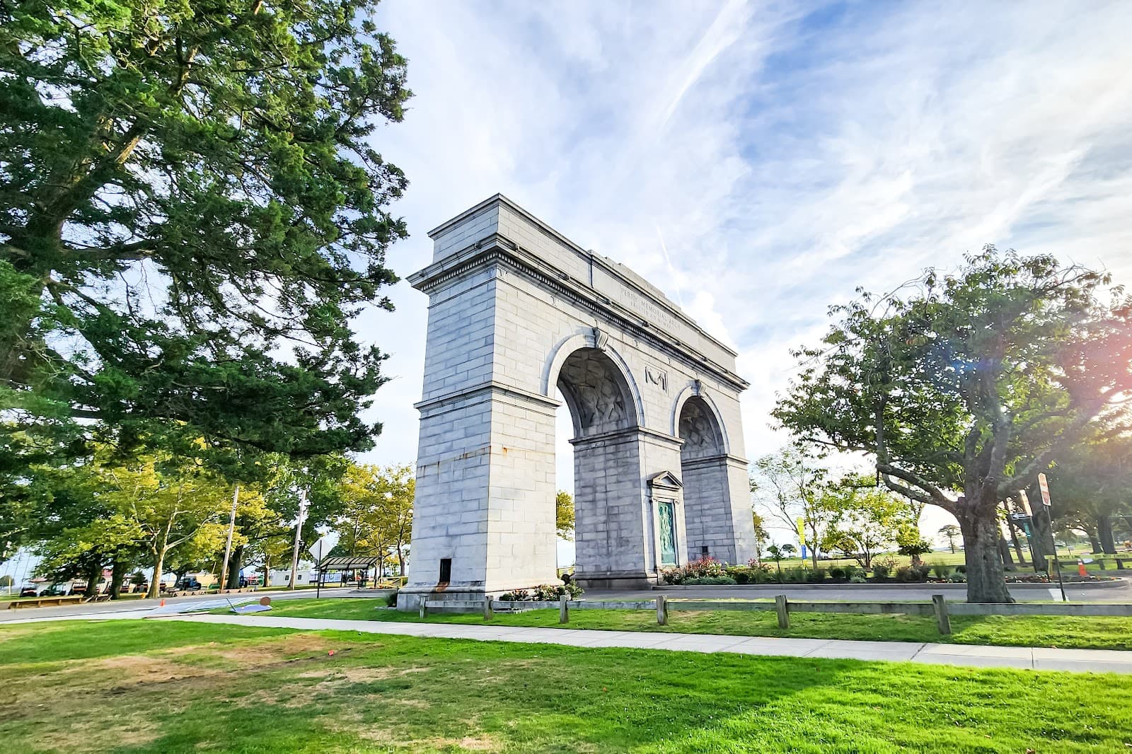 Perry Memorial Arch - Image 1