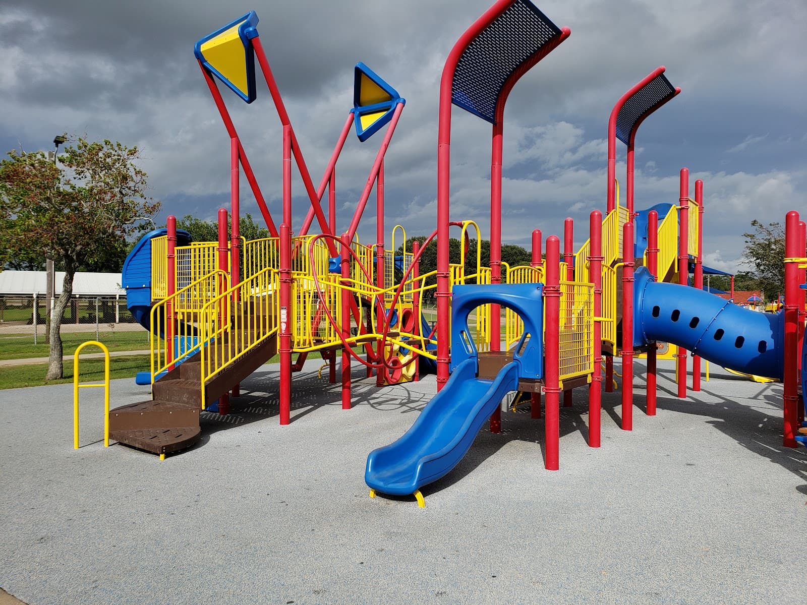 Clear Lake Park - Image 1