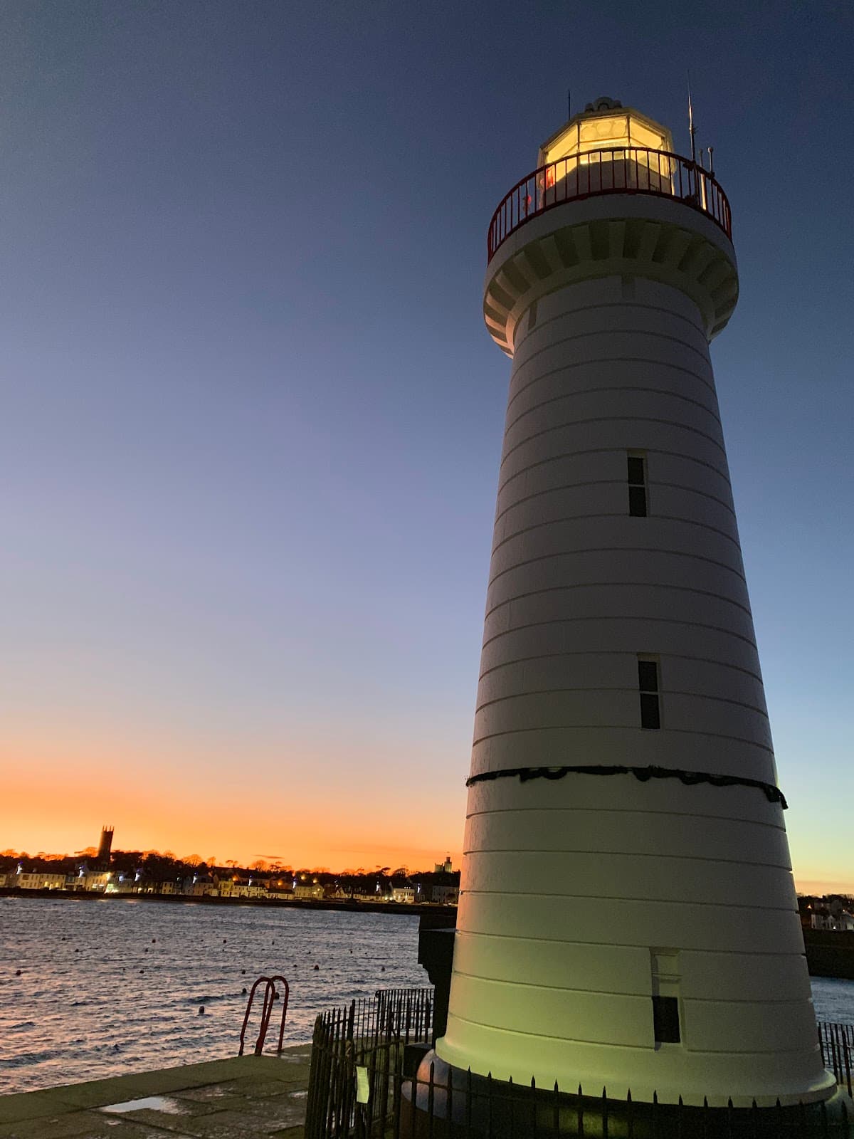 Donaghadee Harbour and Lighthouse - Image 1