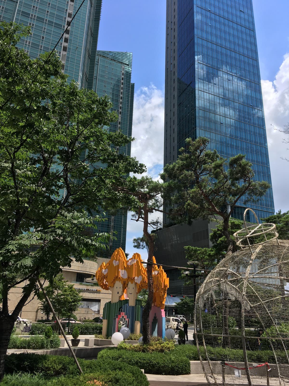 Yeonnam-dong Seoul - Image 1