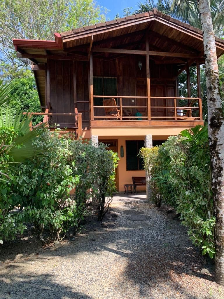 Punta Mal País Surf - Image 1