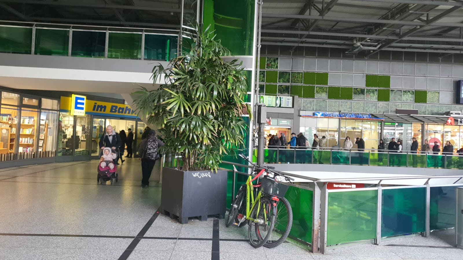 Edeka Lichtenberg Bahnhof - Image 1