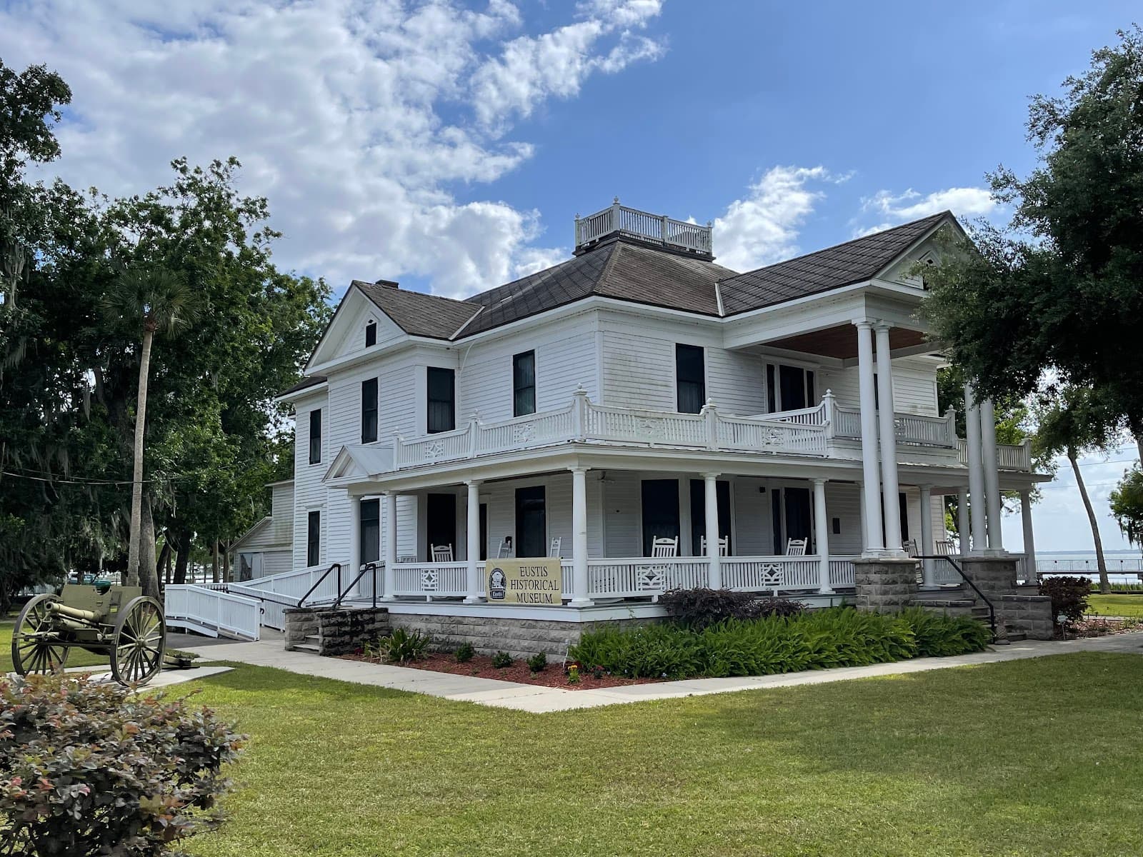 Clifford House (Eustis Historical Museum) - Image 1
