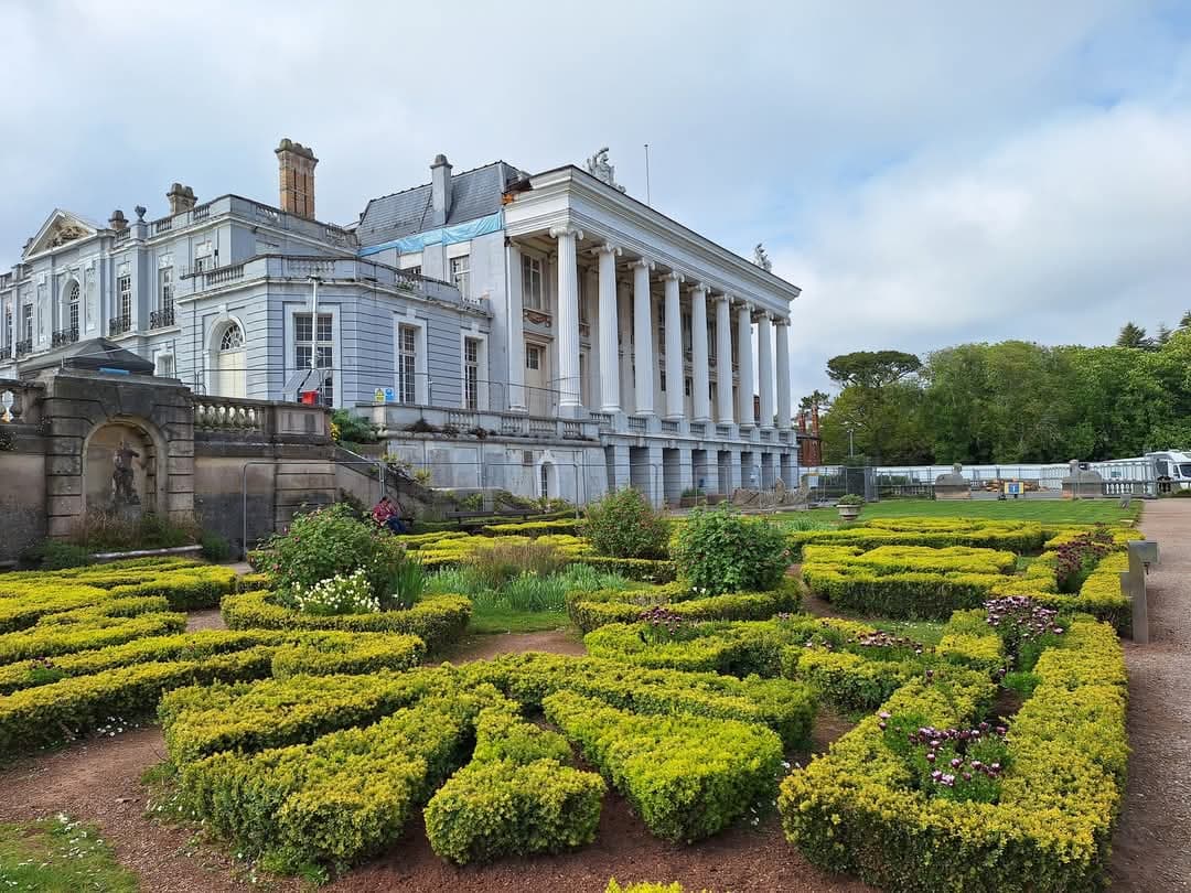 Oldway Mansion and Gardens - Image 1