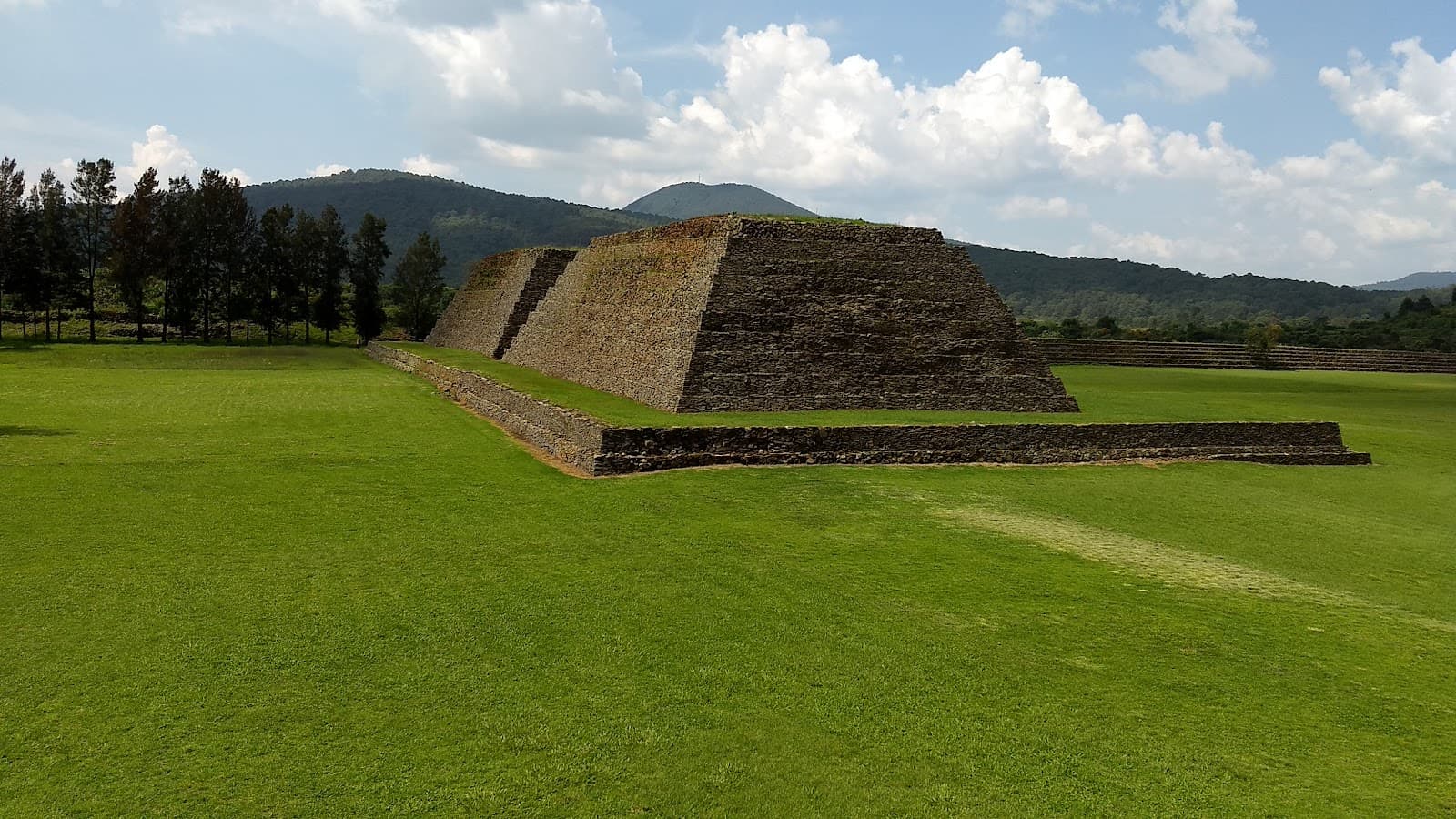 Ihuatzio Archaeological Zone - Image 1