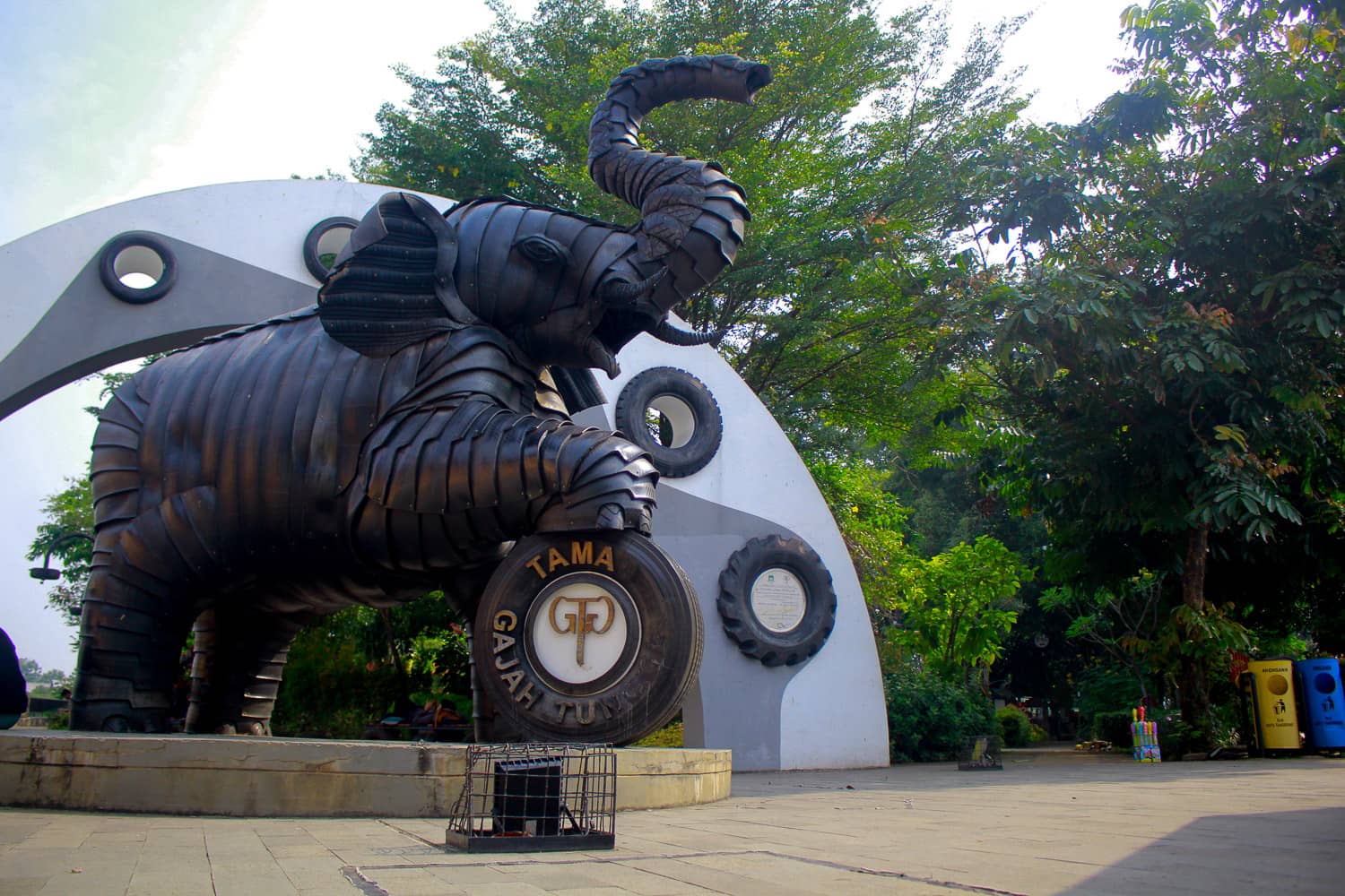 Creative Tire Sculptures
