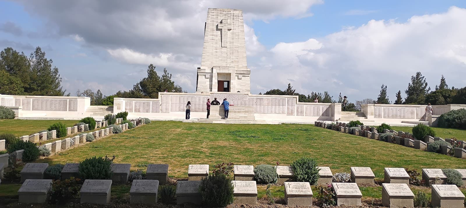 Shrapnel Valley Cemetery - Image 1